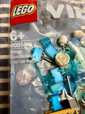 LEGO "Winter Wonderland VIP Add On Pack" 40514 polybag UNOPENED.